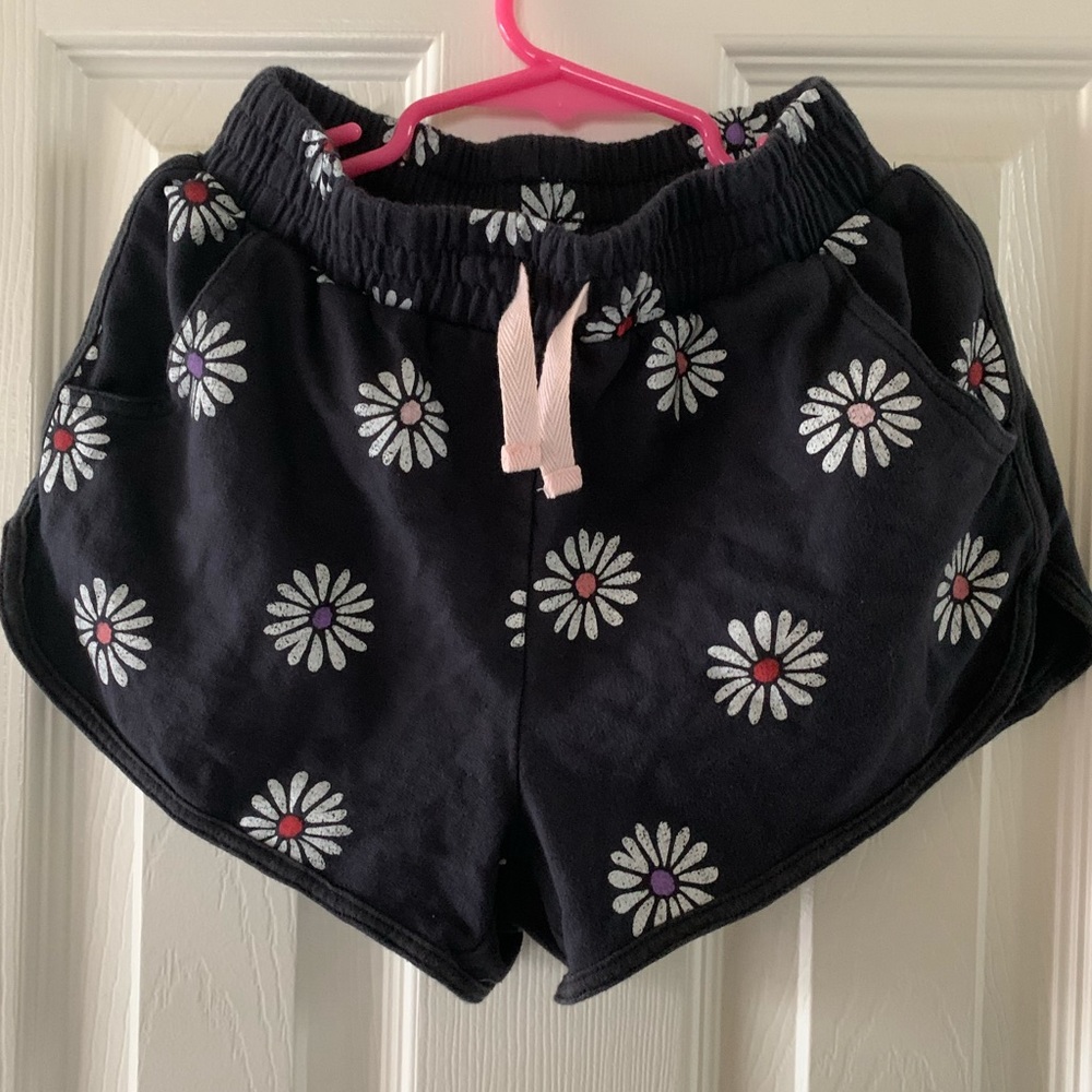 Splendid Girls knit shorts